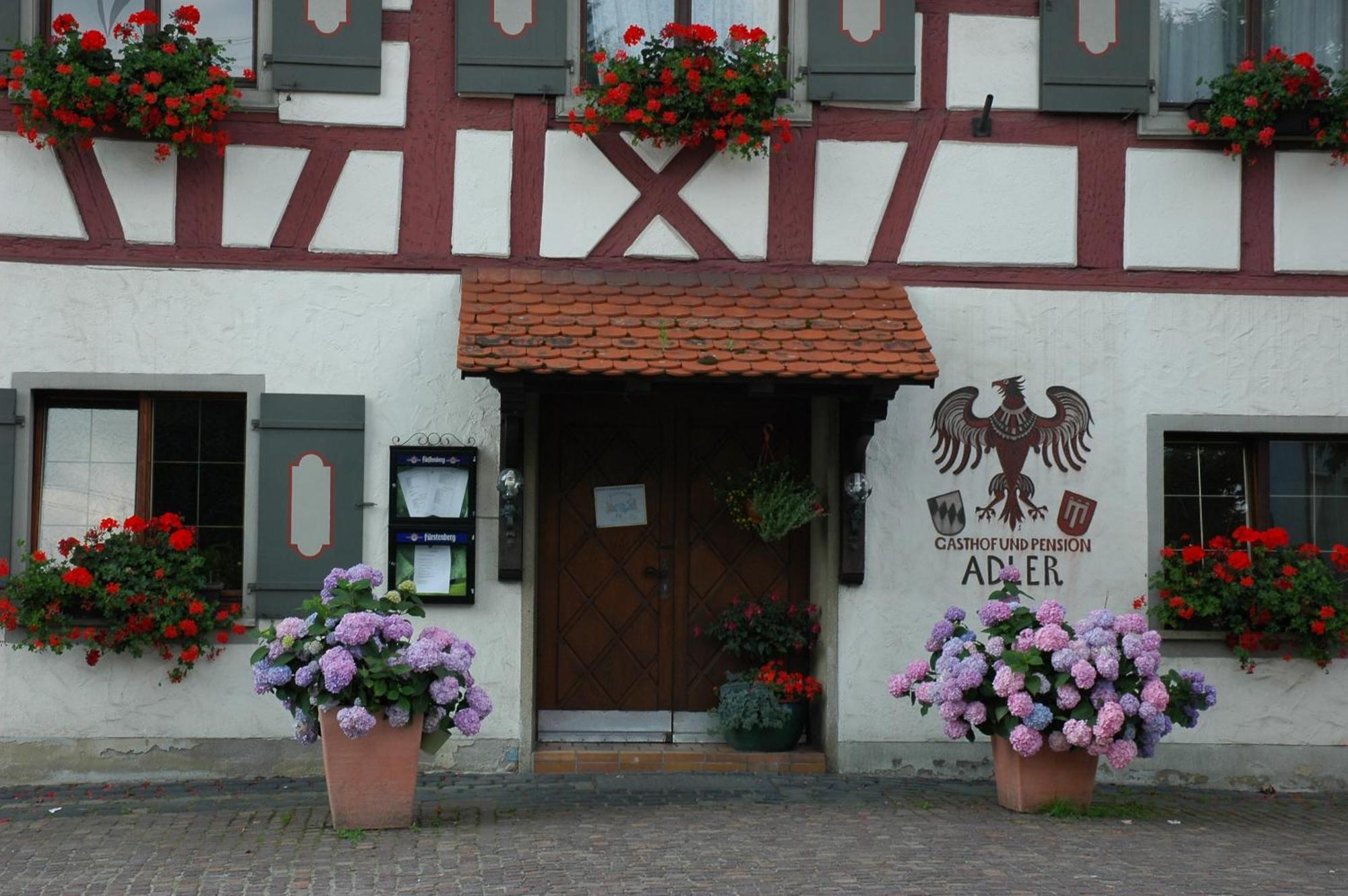 Gasthof Adler Salem  Exteriör bild